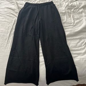 Black lounge sweats from SHEIN!